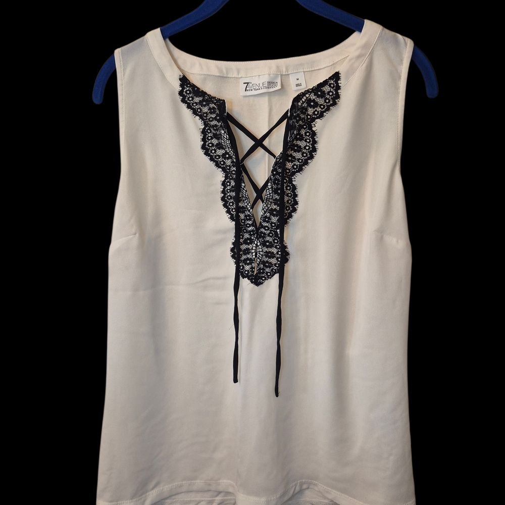 7TH AVENUE DESIGN STUDIO Cream Lace-Trim Sleeveless Tank with Black Lace Tie